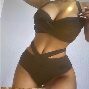 Black Women's Swimwear Set